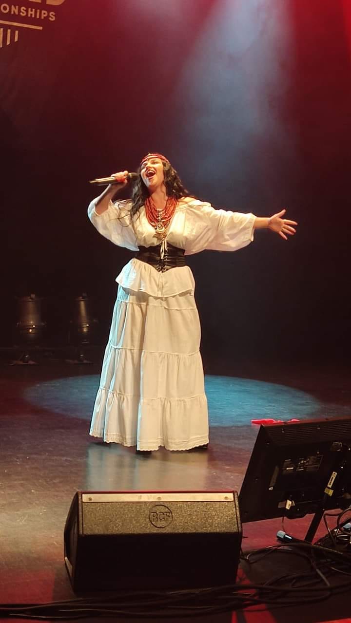 Украинка претендует на победу в чемпионате мира по караоке: что известно